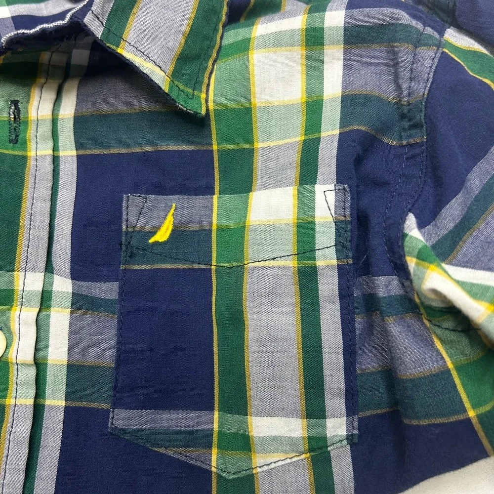 Nautica Navy and Green Checkered Shirt Boys XL 7X - Picture 3 of 5